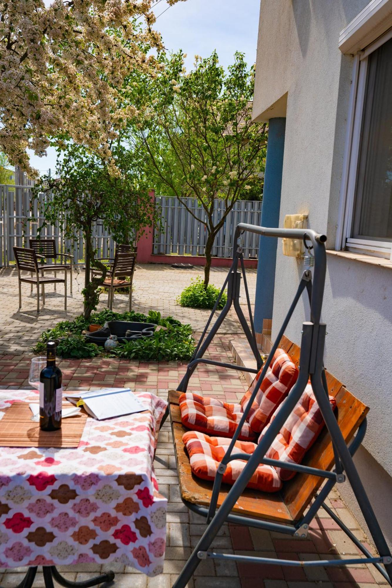 Pitstop Apartments Dumbravita  エクステリア 写真